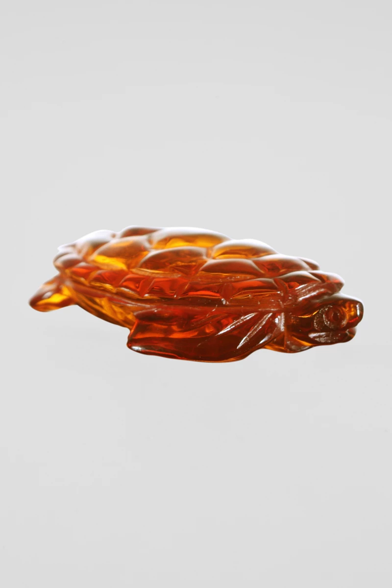 Figurina broasca testoasa, chihlimbar coniac, lungime 4,3 cm-AW1012